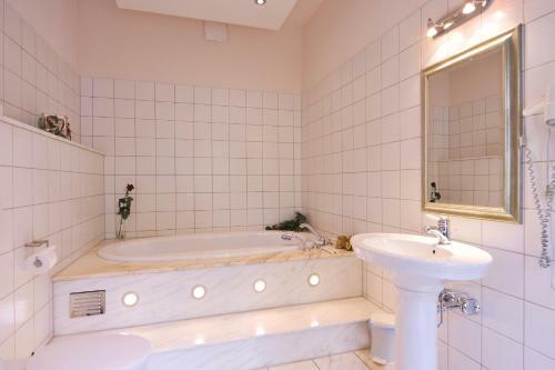 Schlosshotel Bredenfelde