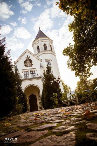 Schlosshotel Bredenfelde