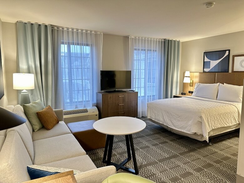 Hotel Staybridge Suites Milwaukee West-oconomowoc