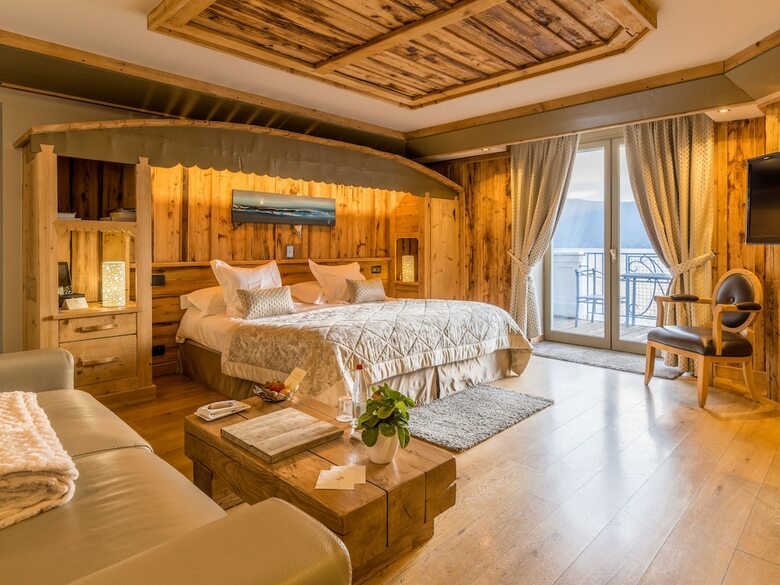 Hotel H�tel Restaurant Yoann Conte Bord Du Lac