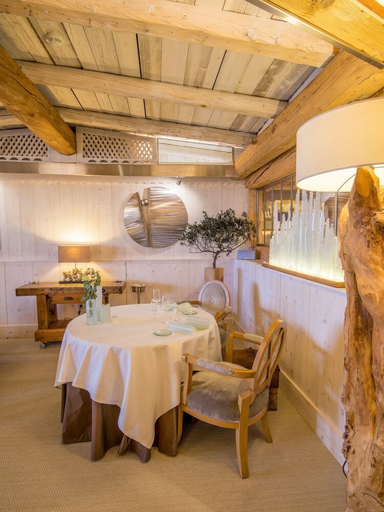 Hotel H�tel Restaurant Yoann Conte Bord Du Lac
