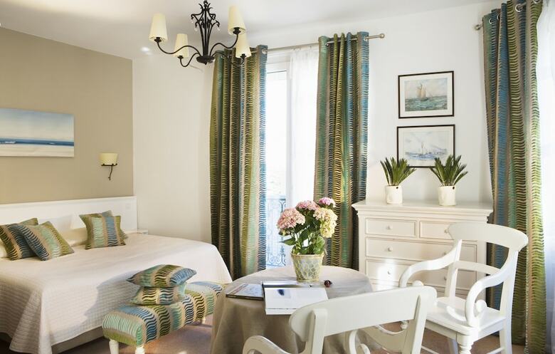 Hotel Le Central