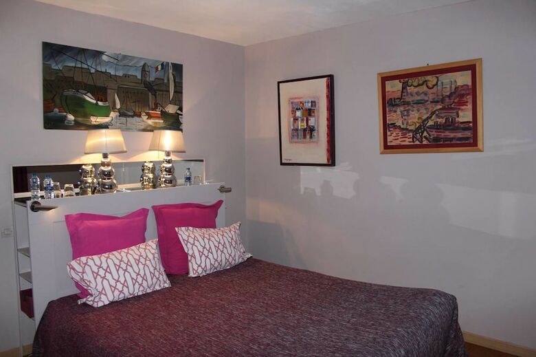 Bed & Breakfast Chambres D'h�tes D'endoume