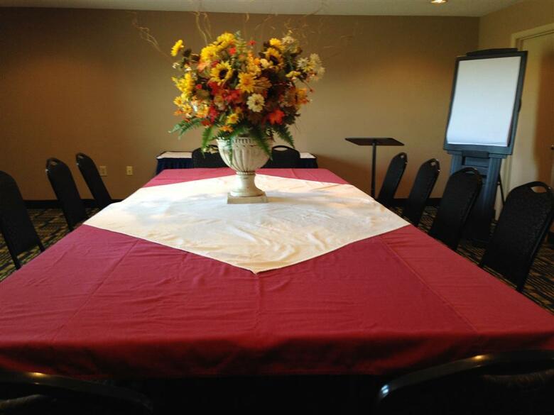 Best Western Roanoke Rapids Hotel & Suites
