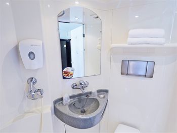 Hotel Premi�re Classe Lyon Nord - Genay-massieux