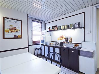 Hotel Premi�re Classe Lyon Nord - Genay-massieux