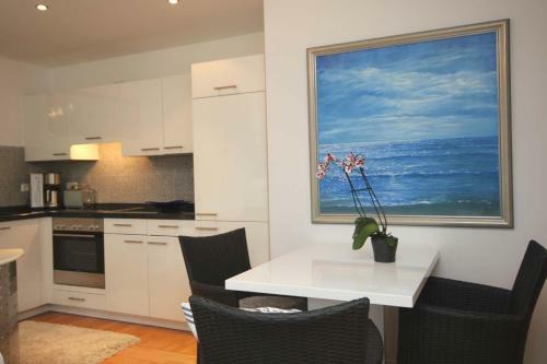 Villa Daphne & Danae By Rujana