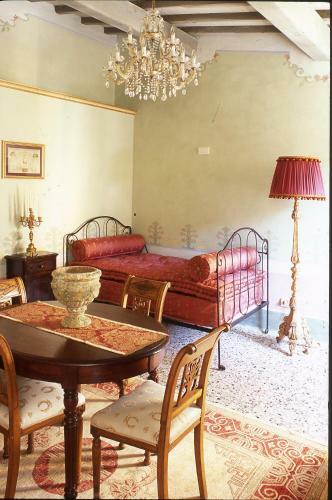 Locanda Pietrasantese B&B
