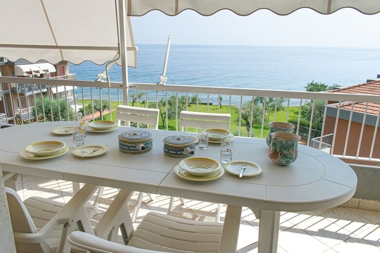 Casa Vacanza Letojanni Mare