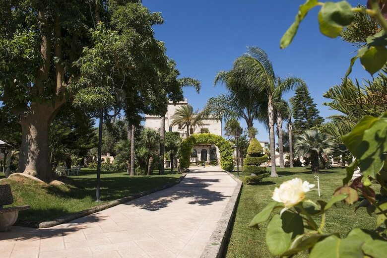 Hotel Masseria Grottella