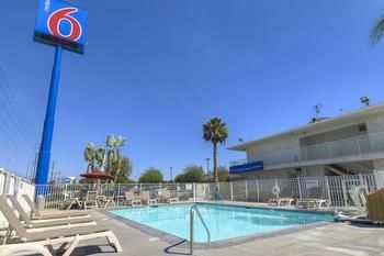Motel 6 San Bernardino South