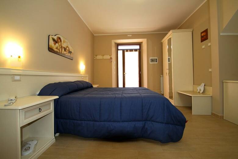 Hostal La Chioccia