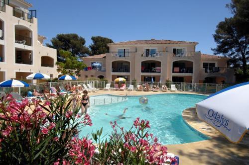 Aparthotel Aryana
