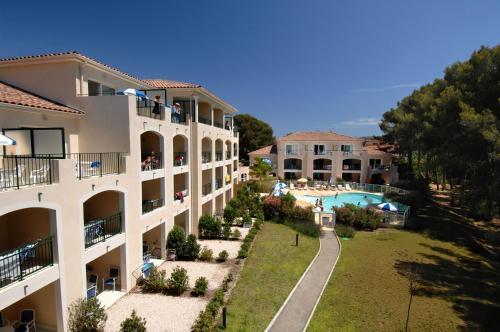 Aparthotel Aryana
