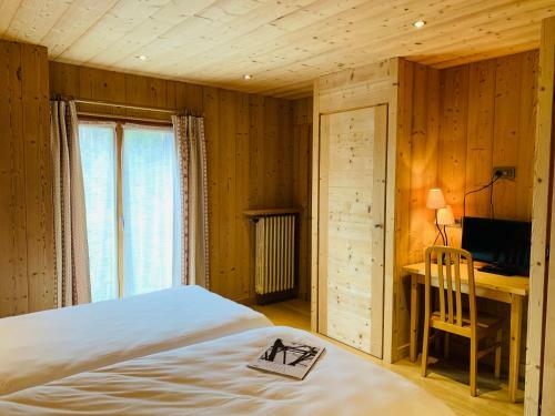 Hotel L'arveyron Open House