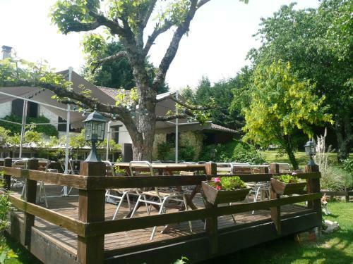 Hostal Gite Et Chambres D'h�tes D'antardieu
