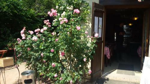 Hostal Le Petit Giverny