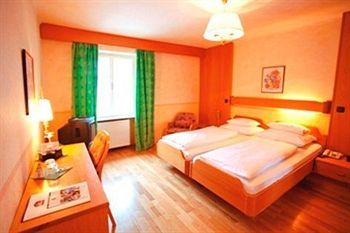 Kirchenwirt Hotel