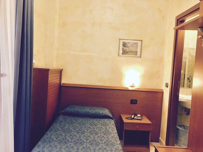 Hotel Aurora