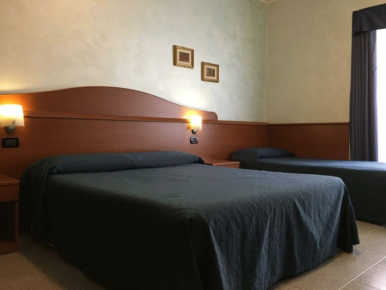 Hotel Aurora