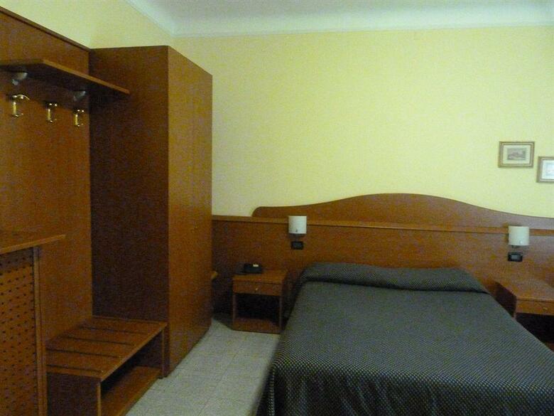 Hotel Aurora