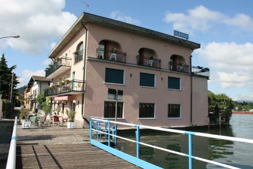 Hotel Albergo Ristorante Punta Dell'est