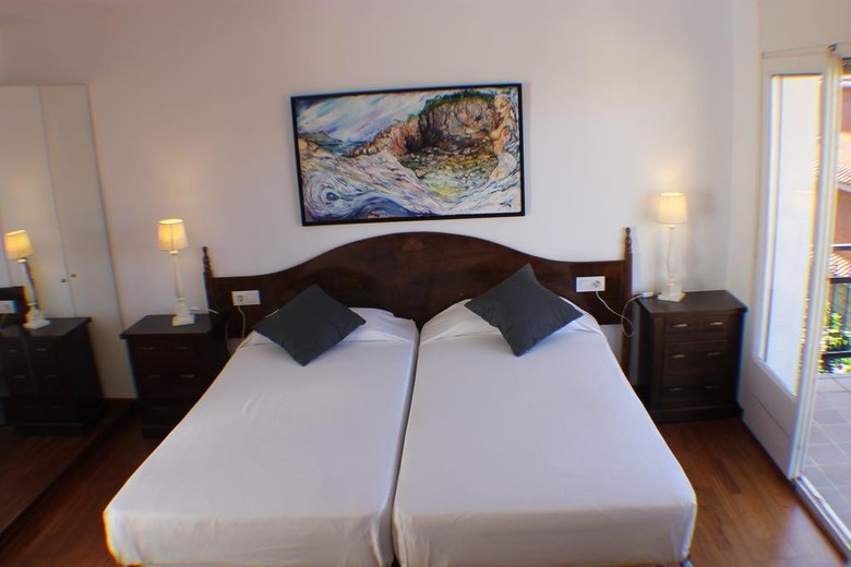 Agi Riu Segre Villa