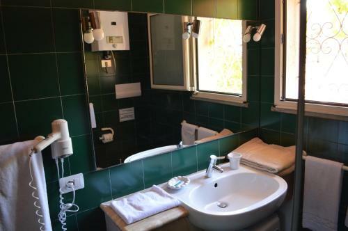 Hostal Residence Fenicia