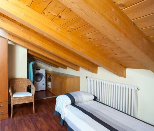 Hostal B&B By Max