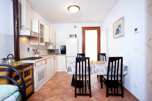 Hostal B&B By Max