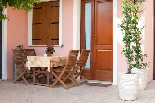 Hostal B&B By Max