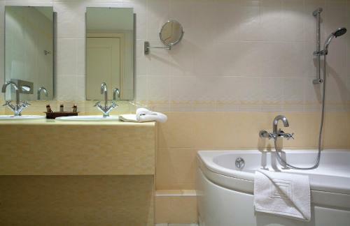Hotel Le Manoir Saint Thomas