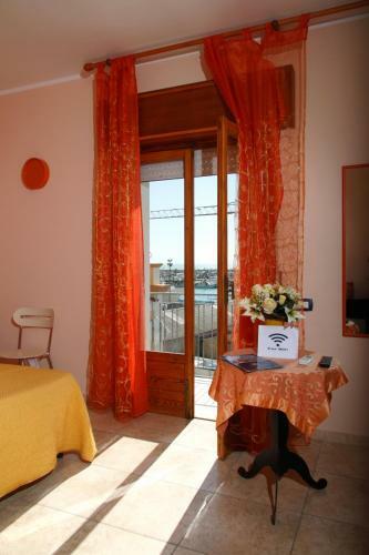 Hostal Zanaddina