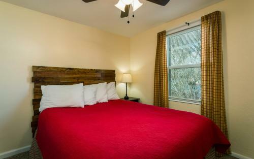 Aparthotel Lava Hot Springs Suites