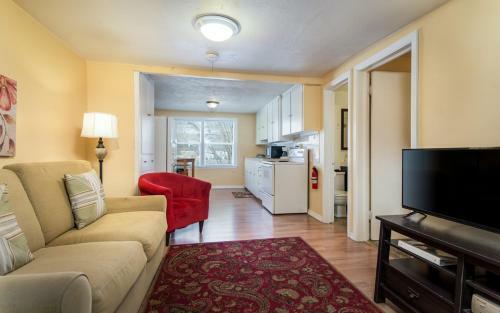 Aparthotel Lava Hot Springs Suites