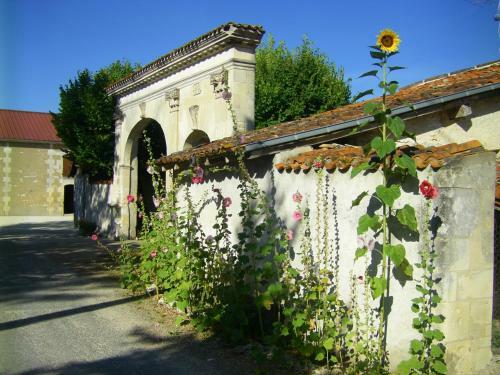 Bed & Breakfast Chambre D'h�tes Clos Des Pierres Blanches