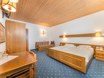 Hotel Pontives