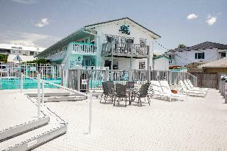 The Boathouse Motel