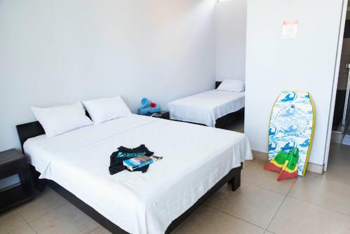 Room2board Hostel And Surf School
