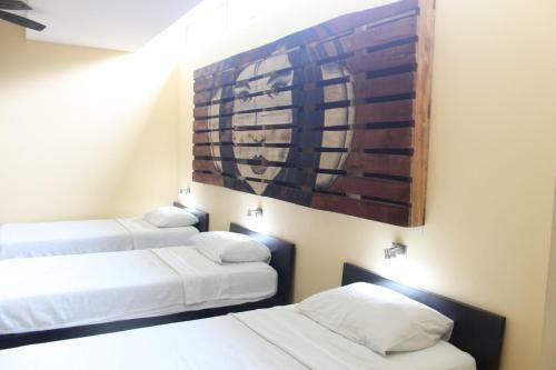 Room2board Hostel And Surf School