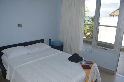 Room2board Hostel And Surf School