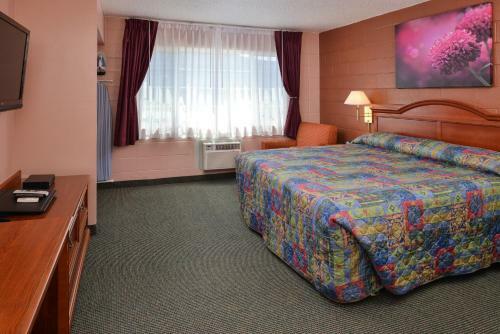 Maverick Motel