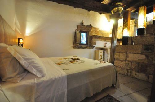 Felline In Bed&breakfast