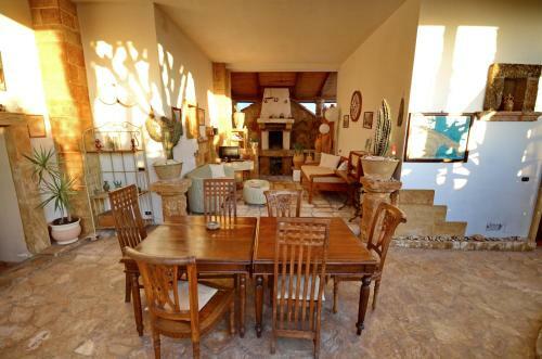 Felline In Bed&breakfast