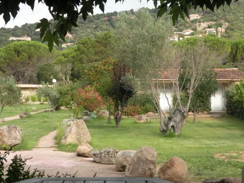 Hostal Les Jardins De Santa Giulia