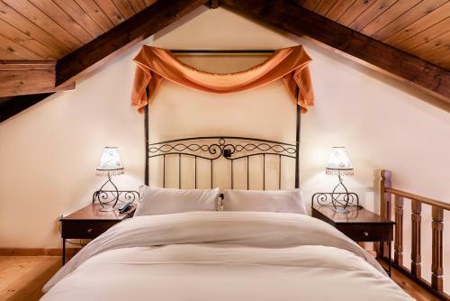 Hostal Celena Maisonettes