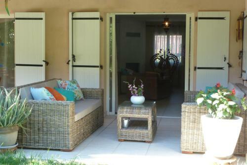 Villa Hibiscus