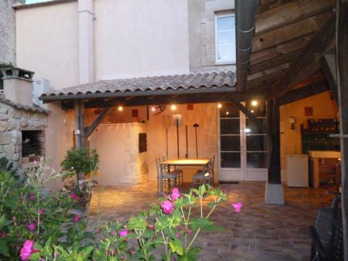 Bed & Breakfast Chambres D'h�tes Le Bourdieu