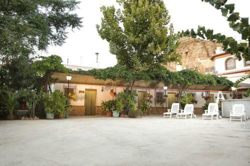 Agroturismo Cuevas Olmos