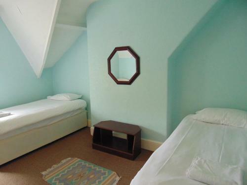 Flat 5 Apartments